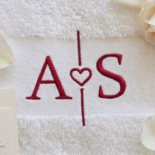 Personalisiertes Handtuch mit Namen/Initialen | Edle Hochzeit Herz